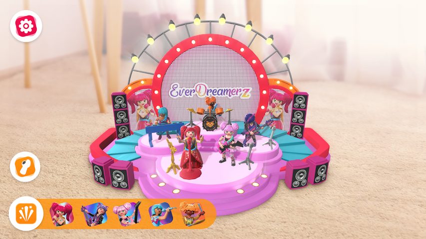Screenshot 2: EverDreamerz in Concert