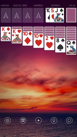 Screenshot 1: Solitaire