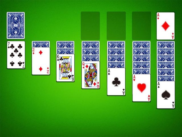 Screenshot 4: Solitaire