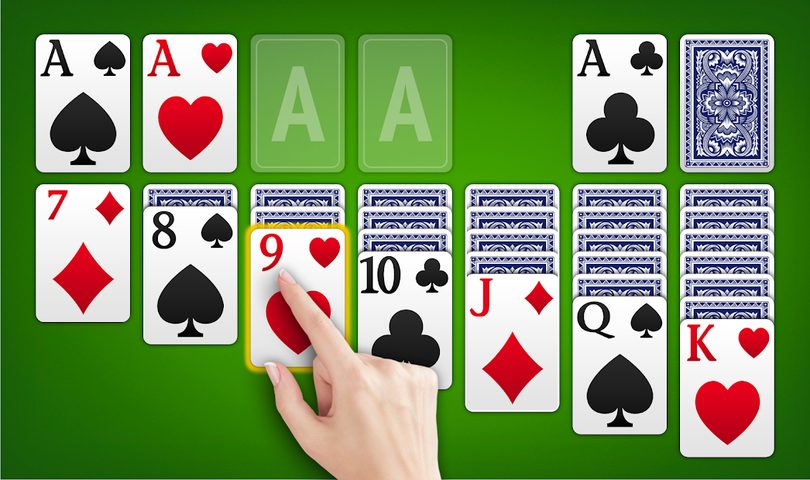 Screenshot 1: Solitaire - Classic Card Games
