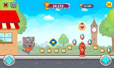 Screenshot 1: Talking Tom Candy Run
