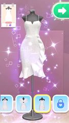 Screenshot 9: Yes, that dress!