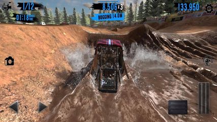 Screenshot 1: Trucks Off Road