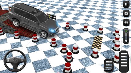 Screenshot 2: Prado Car Games Modern Parking